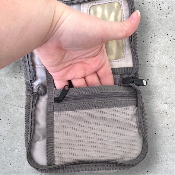 EDDIE BAUER Gray/White Tie Dye Travel Wallet with Strap. - Picture 8 of 16